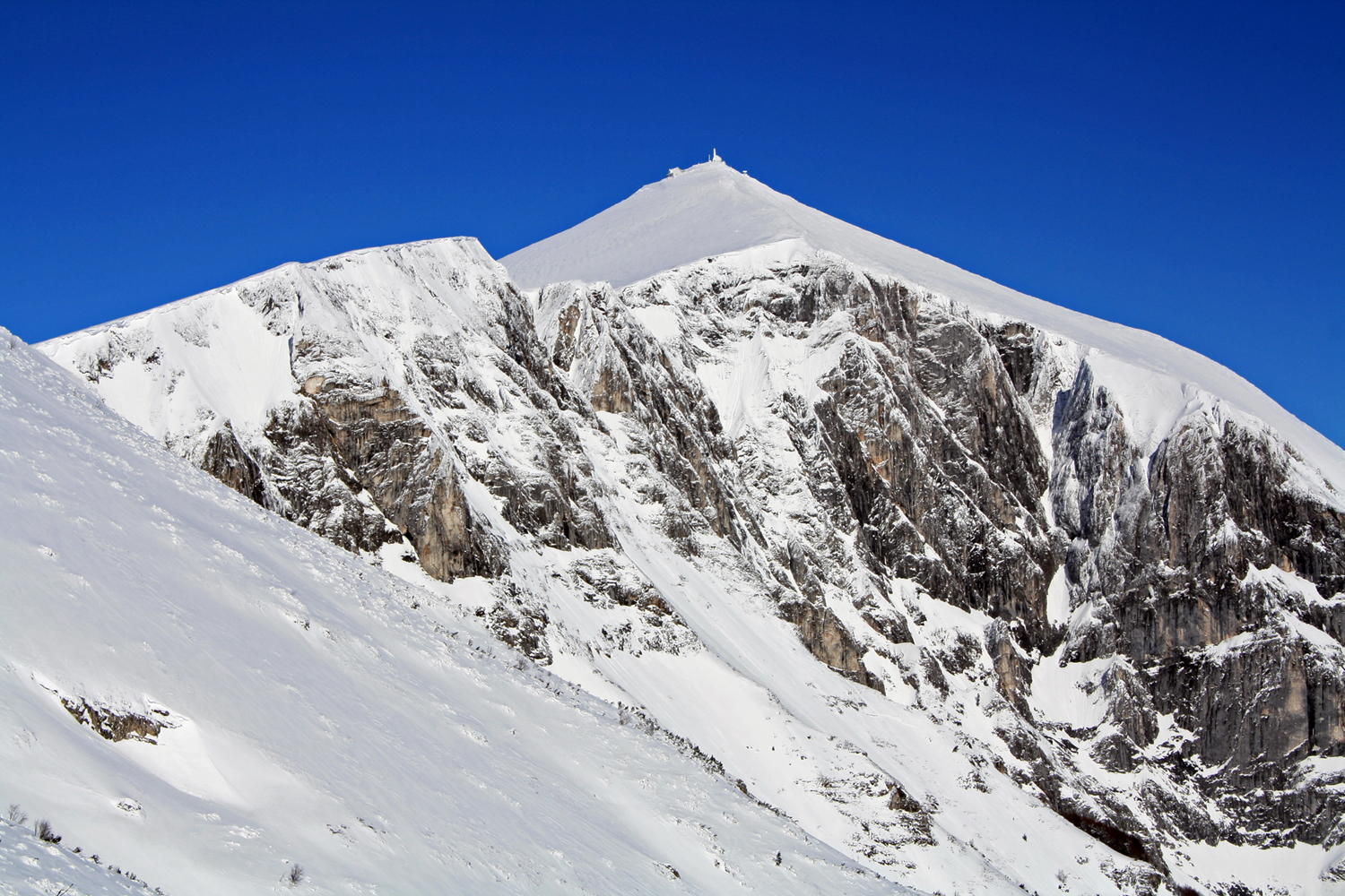 Solunska Glava Peak, Jakupica Mountain